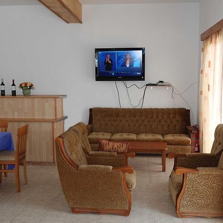 Agia Marina  Aeriko Hotel Apartments מראה חיצוני תמונה