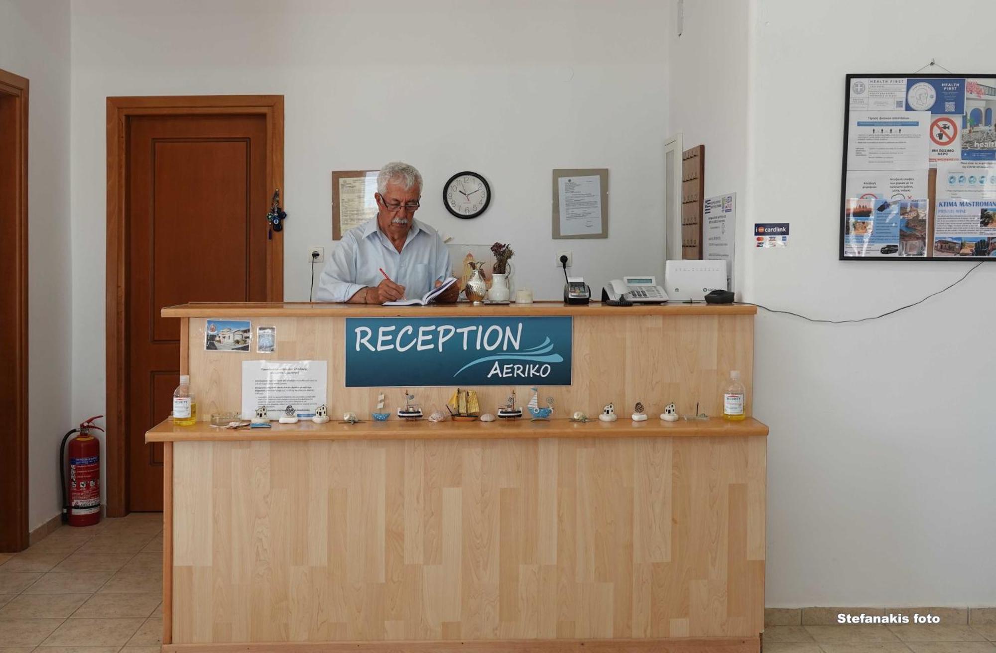 Agia Marina  Aeriko Hotel Apartments מראה חיצוני תמונה