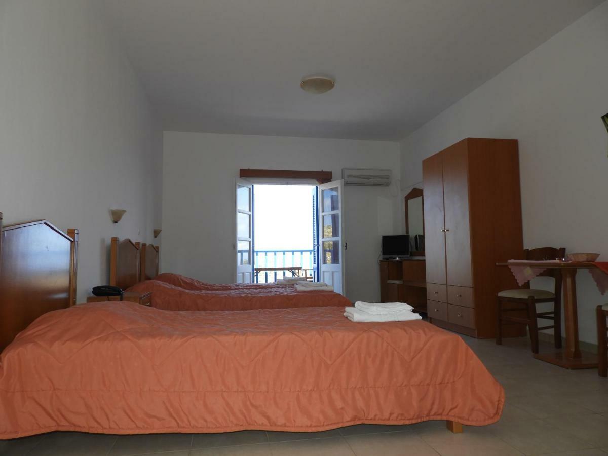 Agia Marina  Aeriko Hotel Apartments מראה חיצוני תמונה